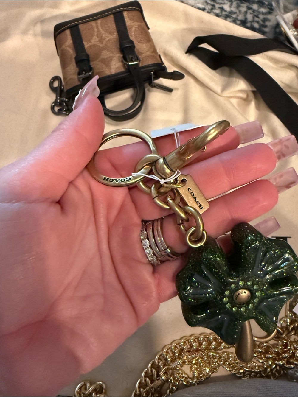 COACH Green Clover Keychain Charm. NWT - Picture 4 of 5